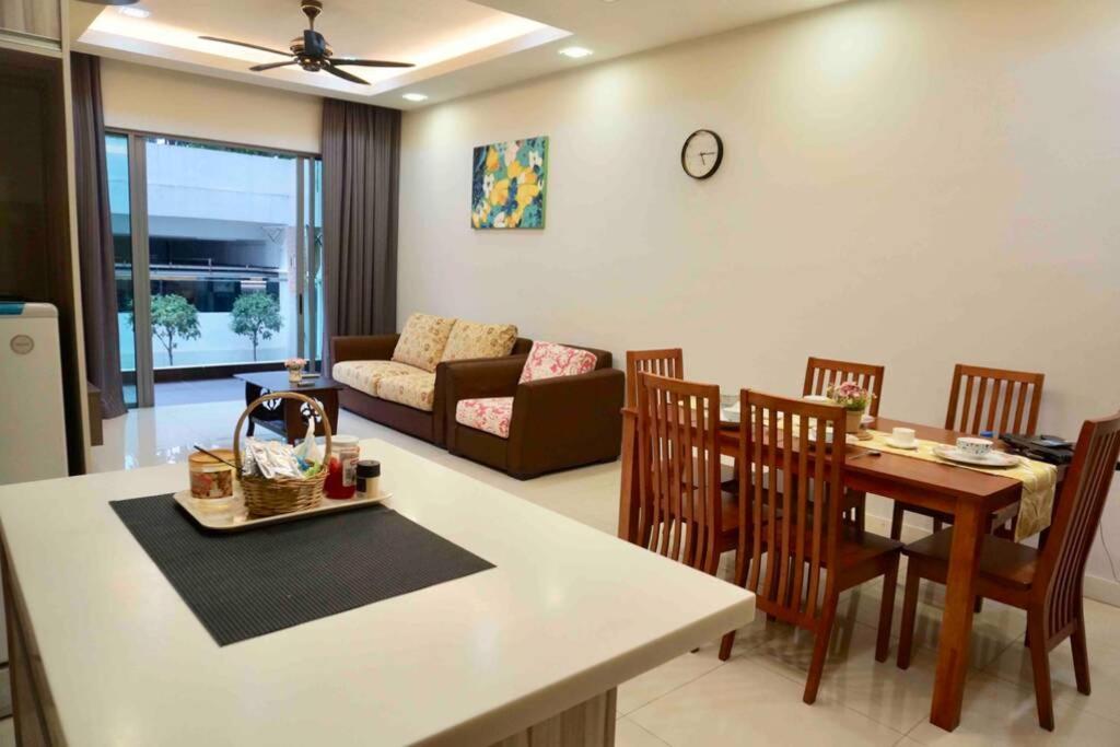 Condo In Imago Mall 亚庇最大商场imago楼里公寓 코타키나발루에서가장큰쇼핑센터아파트 Екстериор снимка
